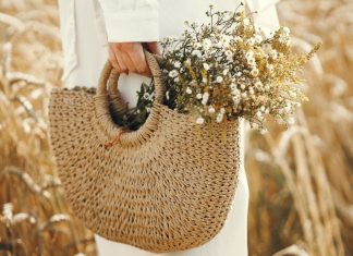 How to Source High-Quality Wholesale Handbags for Retail Business